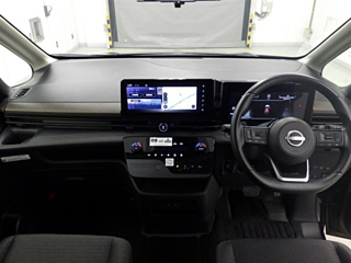 NISSAN SERENA 2023