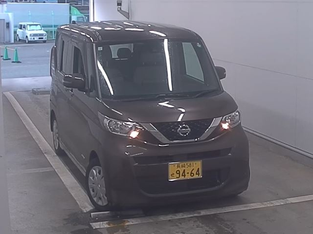 NISSAN ROOX 2021
