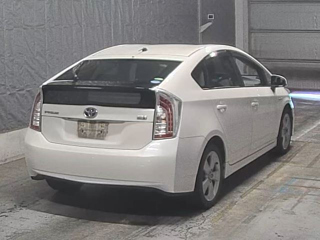 TOYOTA PRIUS 2013