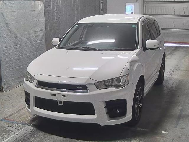 MITSUBISHI OUTLANDER 2011
