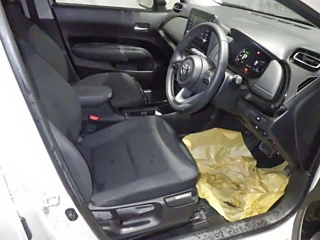 TOYOTA AQUA 2022