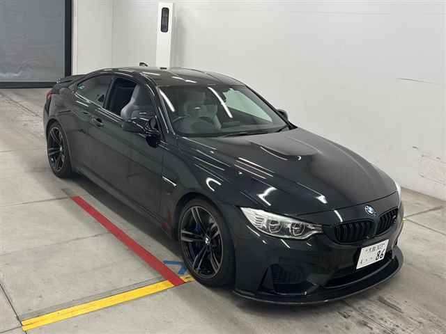 BMW M4 2015