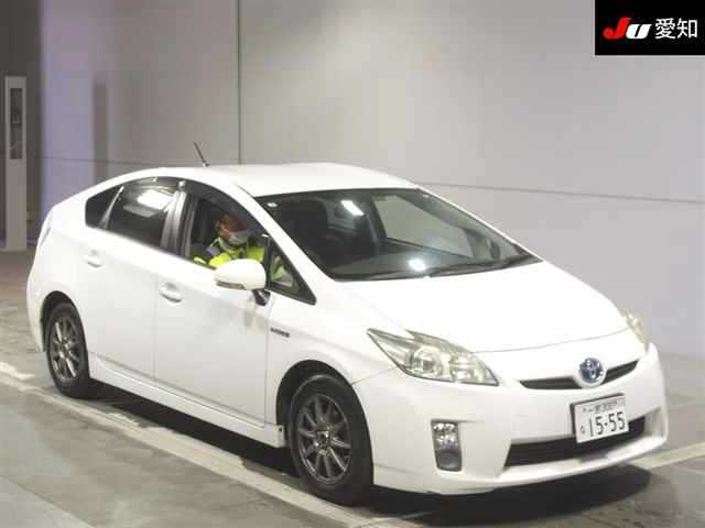 TOYOTA PRIUS 2011
