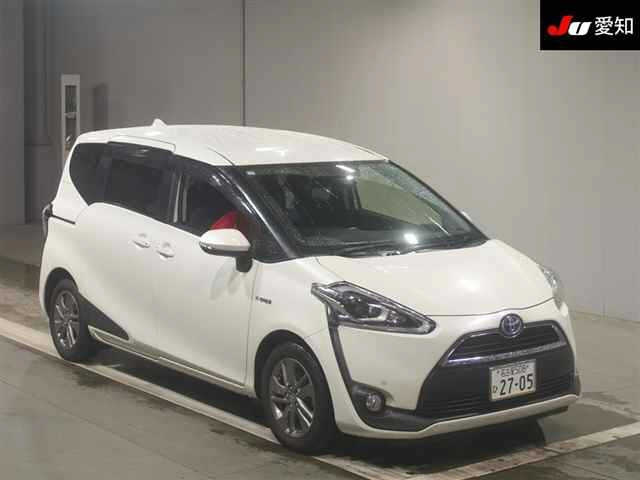 TOYOTA SIENTA 2015