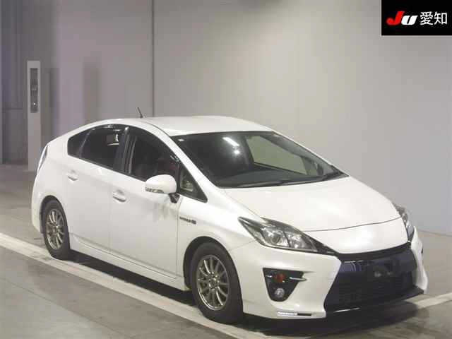 TOYOTA PRIUS 2012