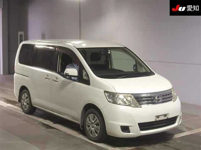 NISSAN SERENA 2010