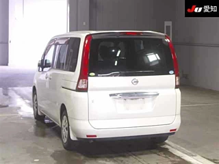 NISSAN SERENA 2010