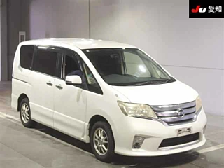 NISSAN SERENA 2013