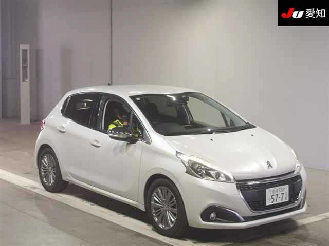 PEUGEOT 208 2016