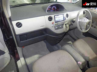 TOYOTA SIENTA 2011