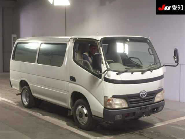 TOYOTA DYNA 2006