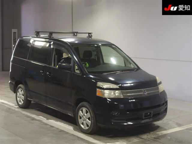 TOYOTA VOXY 2005