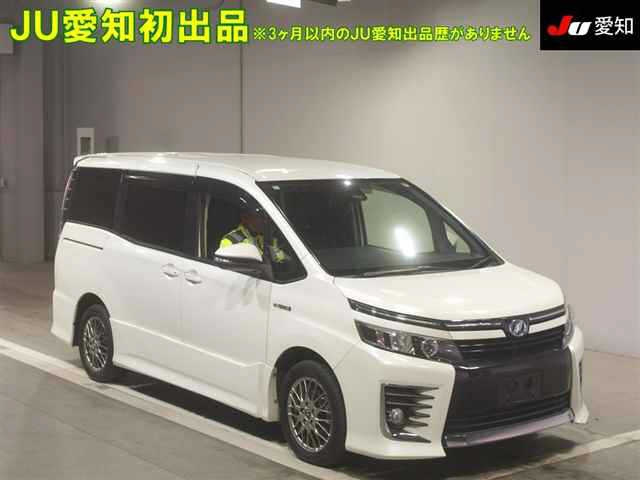 TOYOTA VOXY 2016