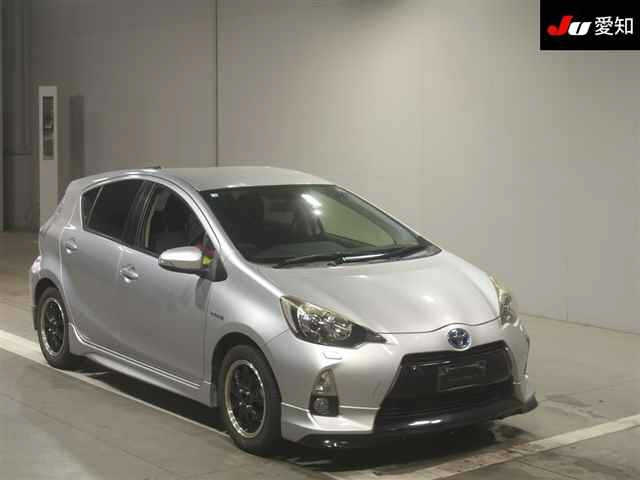 TOYOTA AQUA 2014