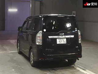 TOYOTA VOXY 2008