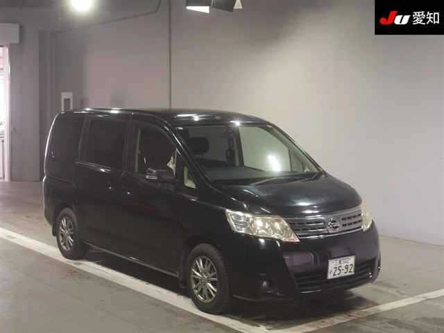 NISSAN SERENA 2010