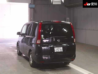 NISSAN SERENA 2010