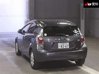 TOYOTA AQUA 2013