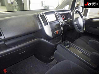 NISSAN SERENA 2008