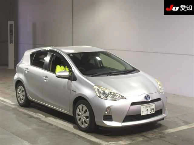 TOYOTA AQUA 2014
