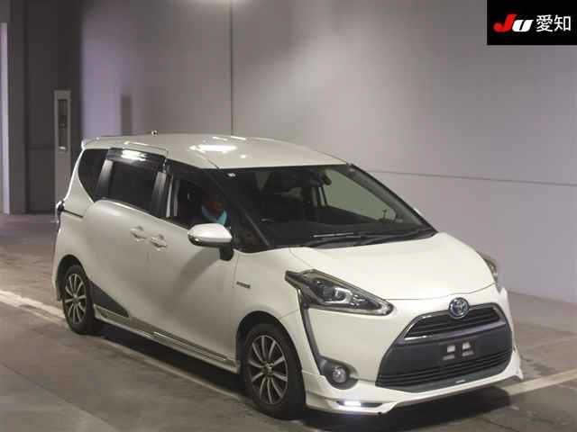 TOYOTA SIENTA 2016
