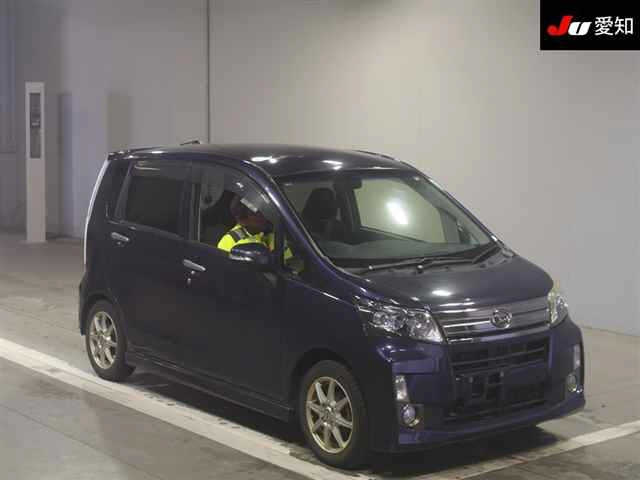 DAIHATSU MOVE 2014