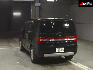 MITSUBISHI DELICA D5 2011