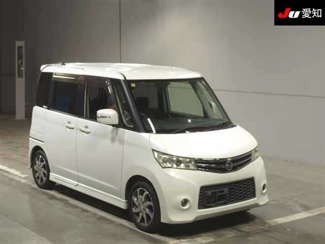 NISSAN ROOX 2012