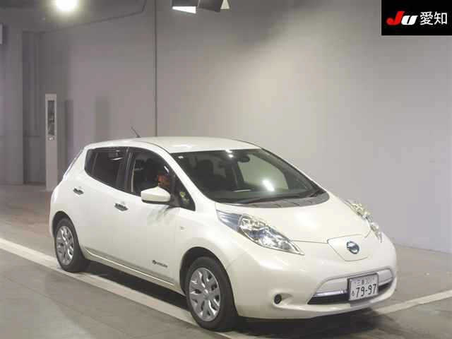 NISSAN LEAF 2017