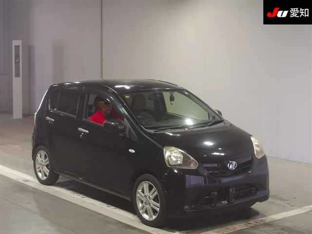 DAIHATSU MIRA E S 2012
