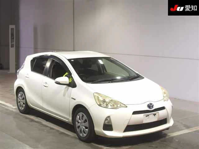 TOYOTA AQUA 2012