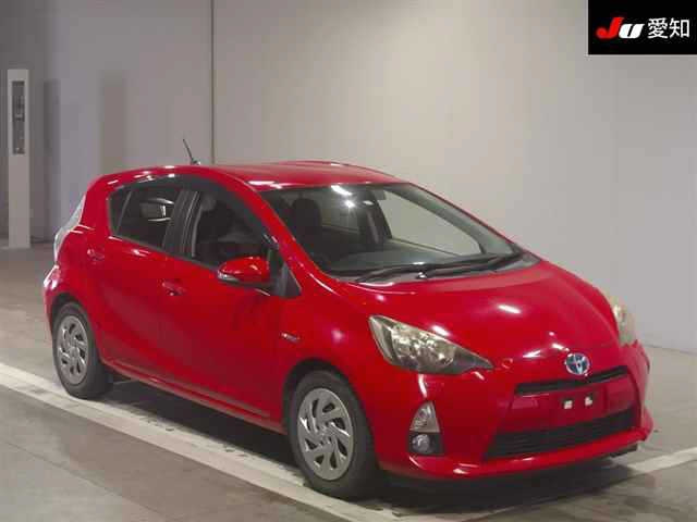 TOYOTA AQUA 2012