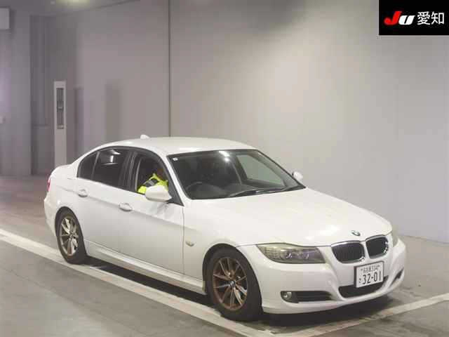BMW 3 SERIES 2010