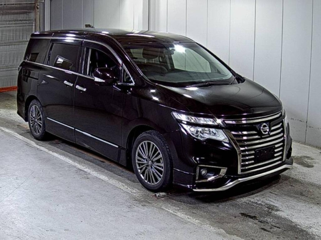 NISSAN ELGRAND 2018