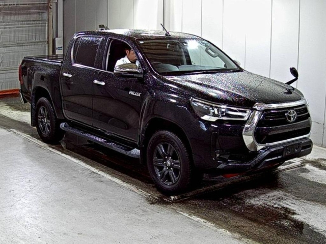 TOYOTA HILUX 2020
