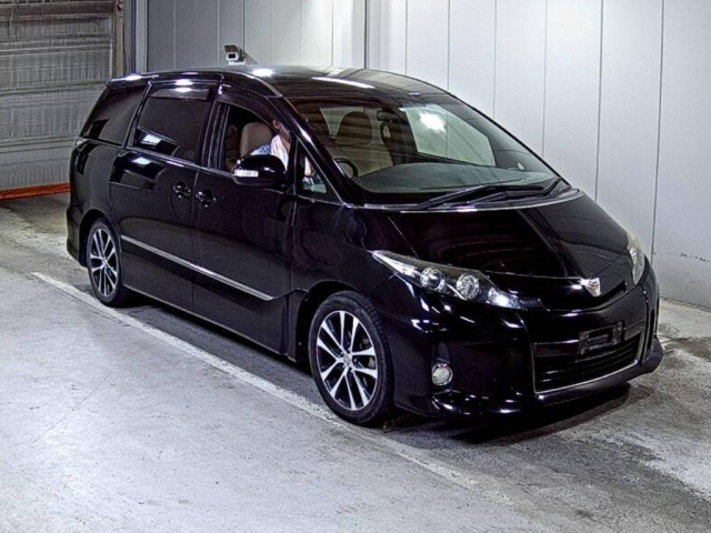 TOYOTA ESTIMA 2014