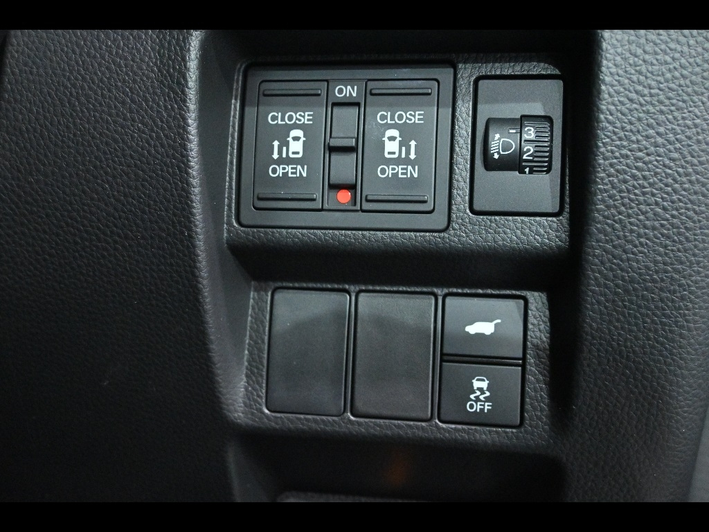 HONDA STEP WAGON 2022