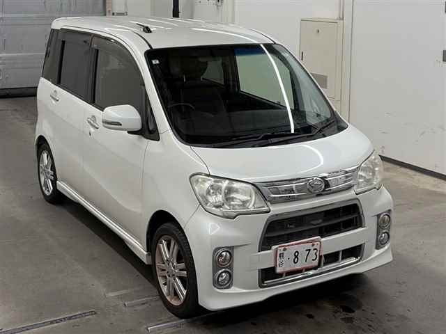Daihatsu Tanto 2013