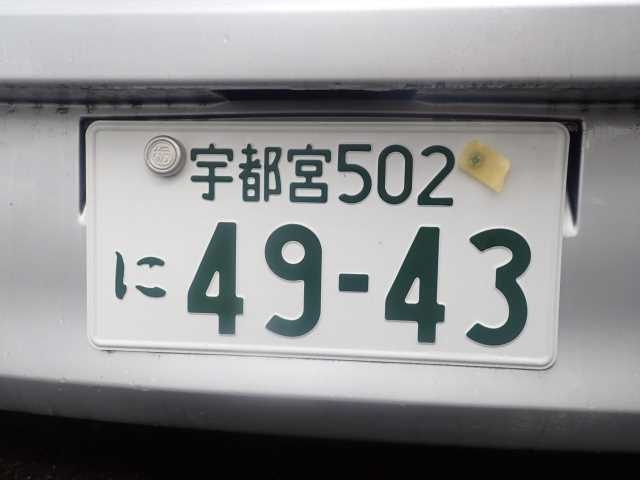 TOYOTA VITZ 2010