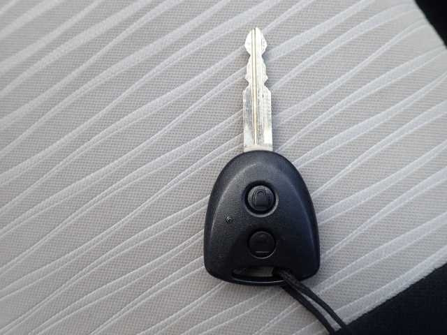 DAIHATSU MIRA E S 2019