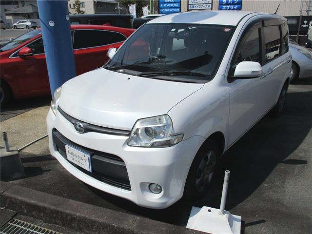 TOYOTA SIENTA 2012