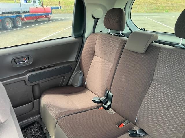 TOYOTA SPADE 2013