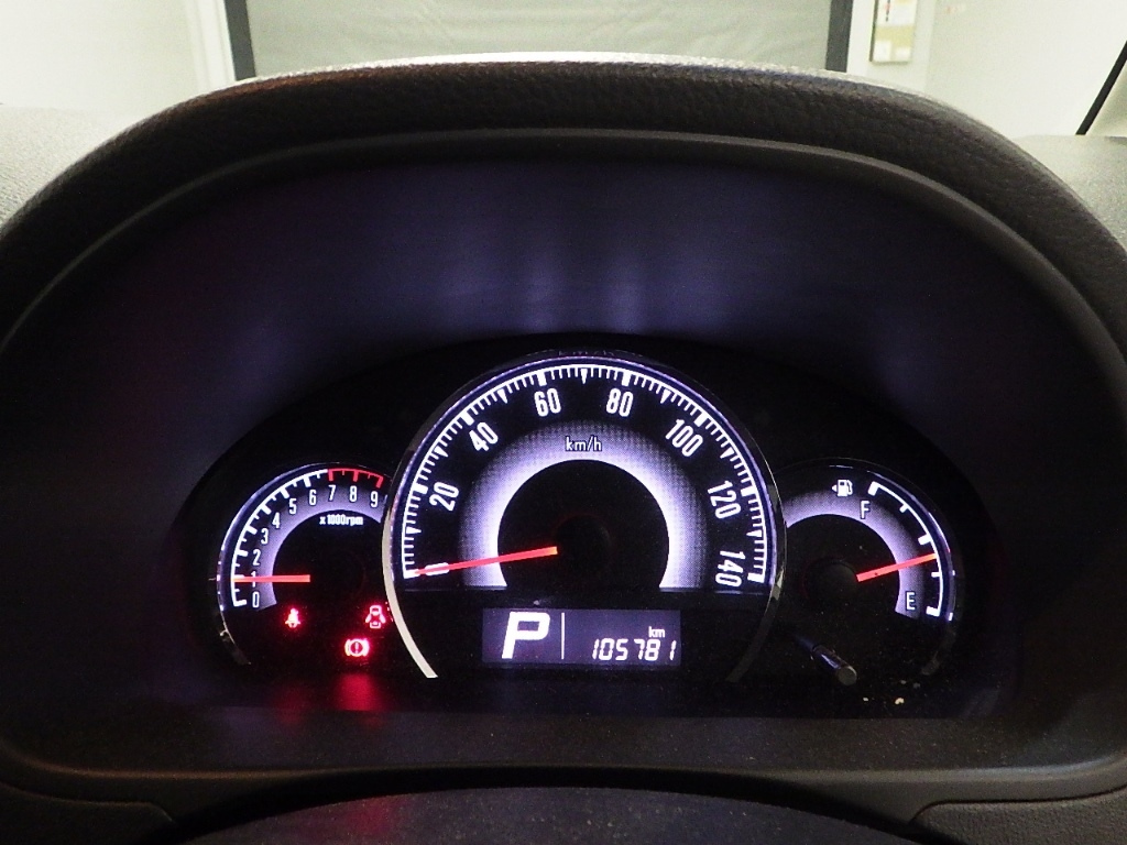 SUZUKI PALETTE 2012