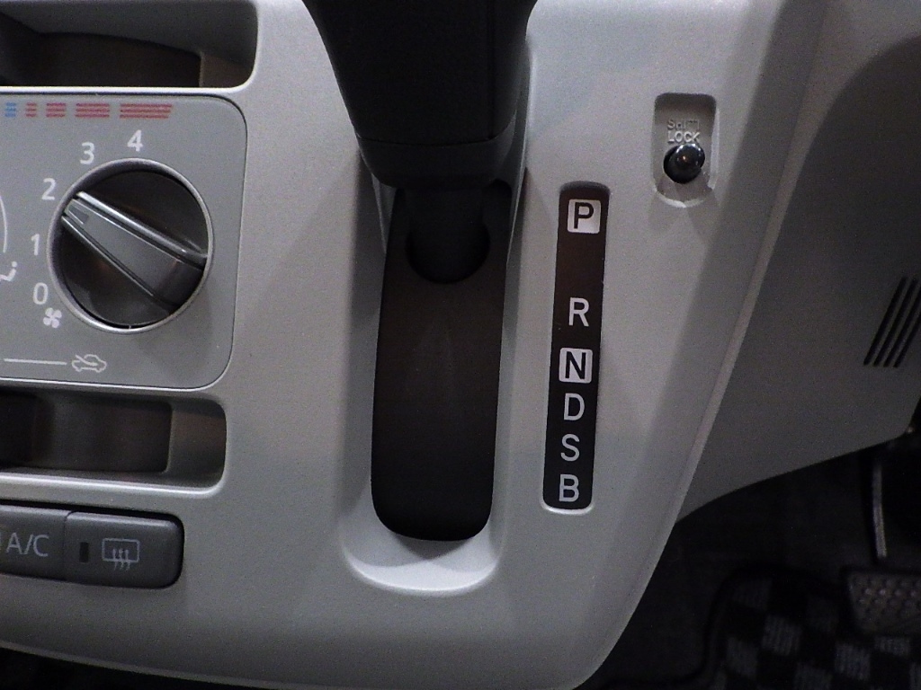 TOYOTA PIXIS EPOCH 2019