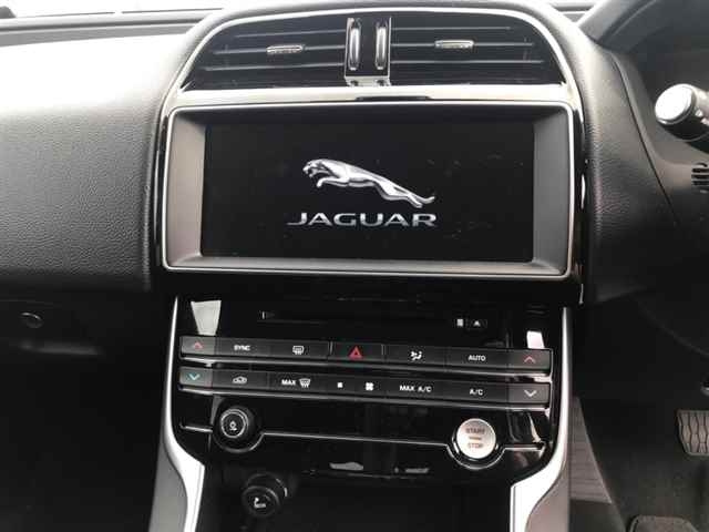 JAGUAR XE 2018