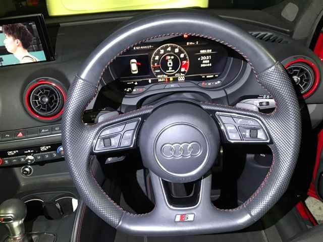 AUDI S3 2019