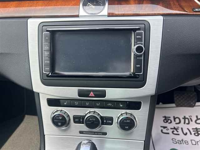 VOLKSWAGEN PASSAT 2014