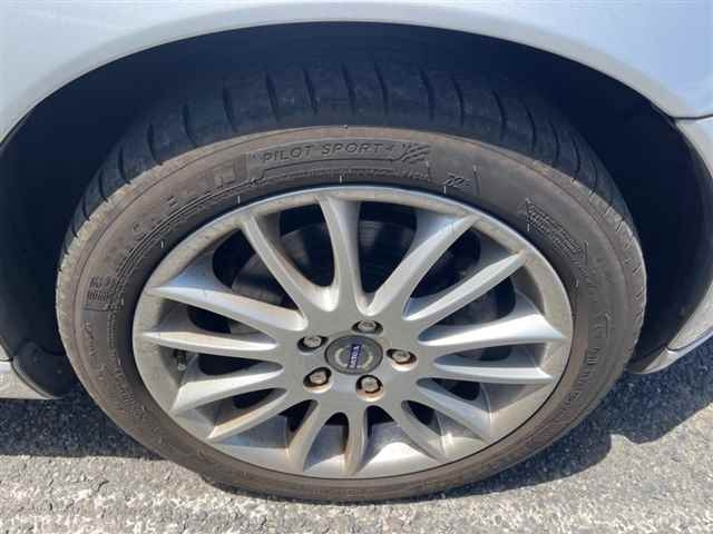 VOLVO V50 2010