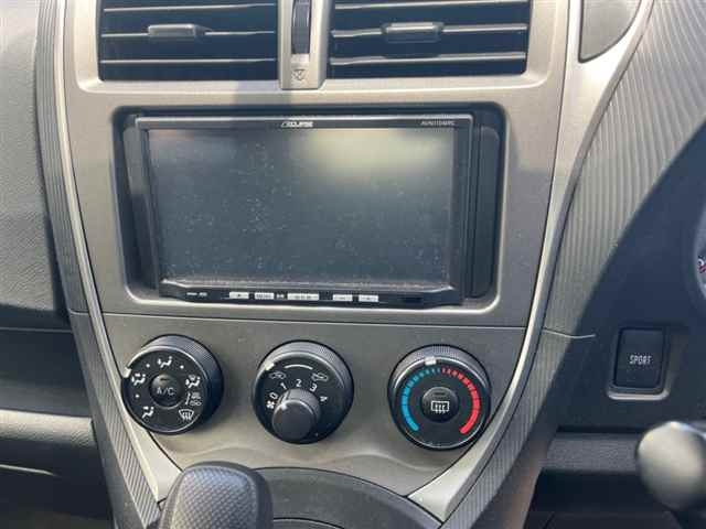SUBARU TREZIA 2012