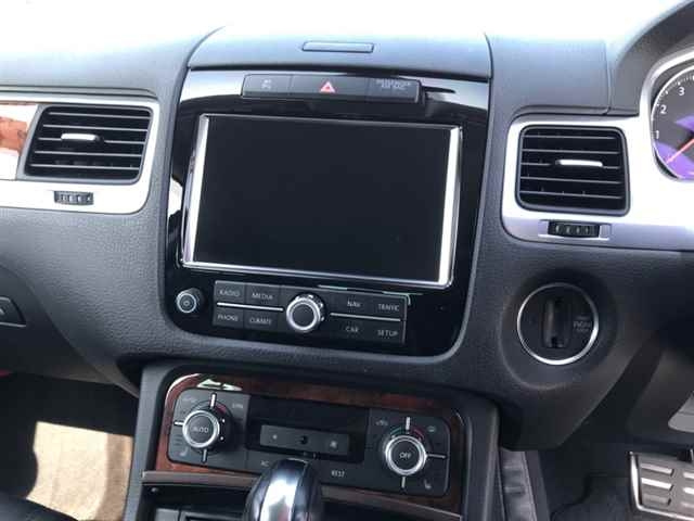 VOLKSWAGEN TOUAREG 2012